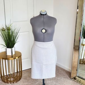 Express Women's Pencil Skirt, White/Black (Size 18)